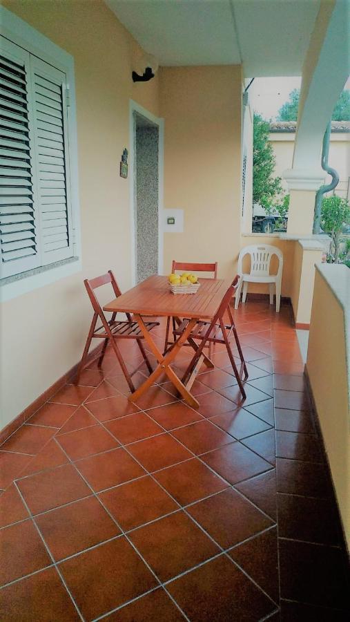 Casa Dolce Hibiscus Apartment ออลเบีย ภายนอก รูปภาพ