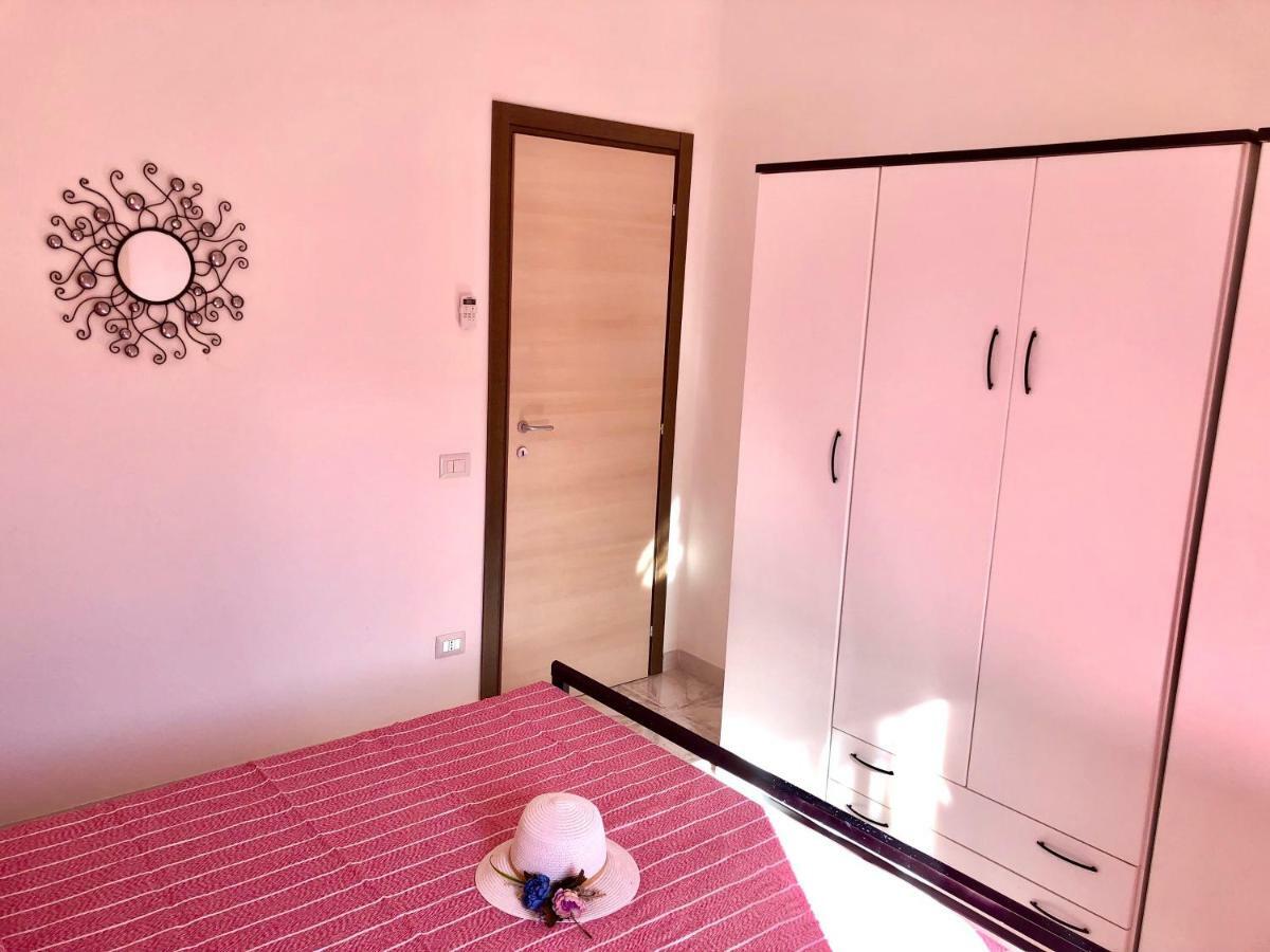 Casa Dolce Hibiscus Apartment ออลเบีย ภายนอก รูปภาพ