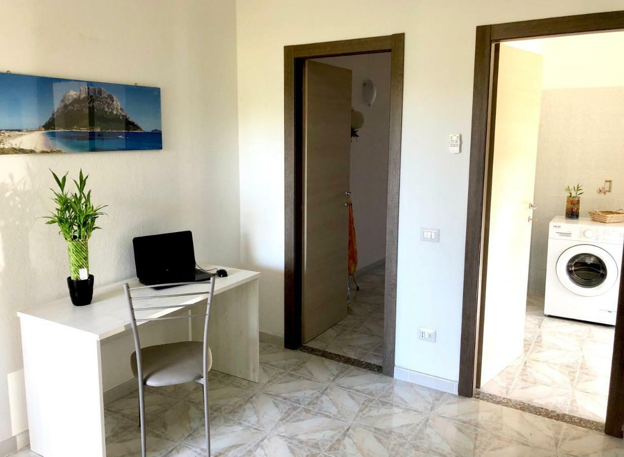 Casa Dolce Hibiscus Apartment ออลเบีย ภายนอก รูปภาพ